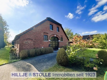 Großes Bauernhaus mit Garten und Nebengebäude in herrlicher Lage von Ofenerdiek!, 26125 Oldenburg, Bauernhaus