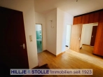 Sofort verfügbare 4 ZKB Wohnung mit Balkon und Garage am Quellenweg! - Diele