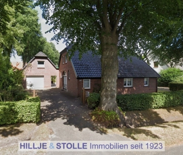 Frisch frei gewordenes Einfamilienhaus mit viel Platz und Garagenhaus in grüner Lage!, 26127 Oldenburg, Einfamilienhaus